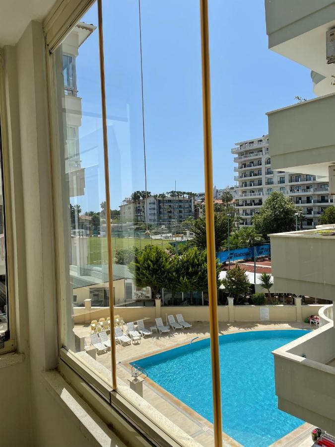 Sa Apartments! 2bd Flat 150m To The *